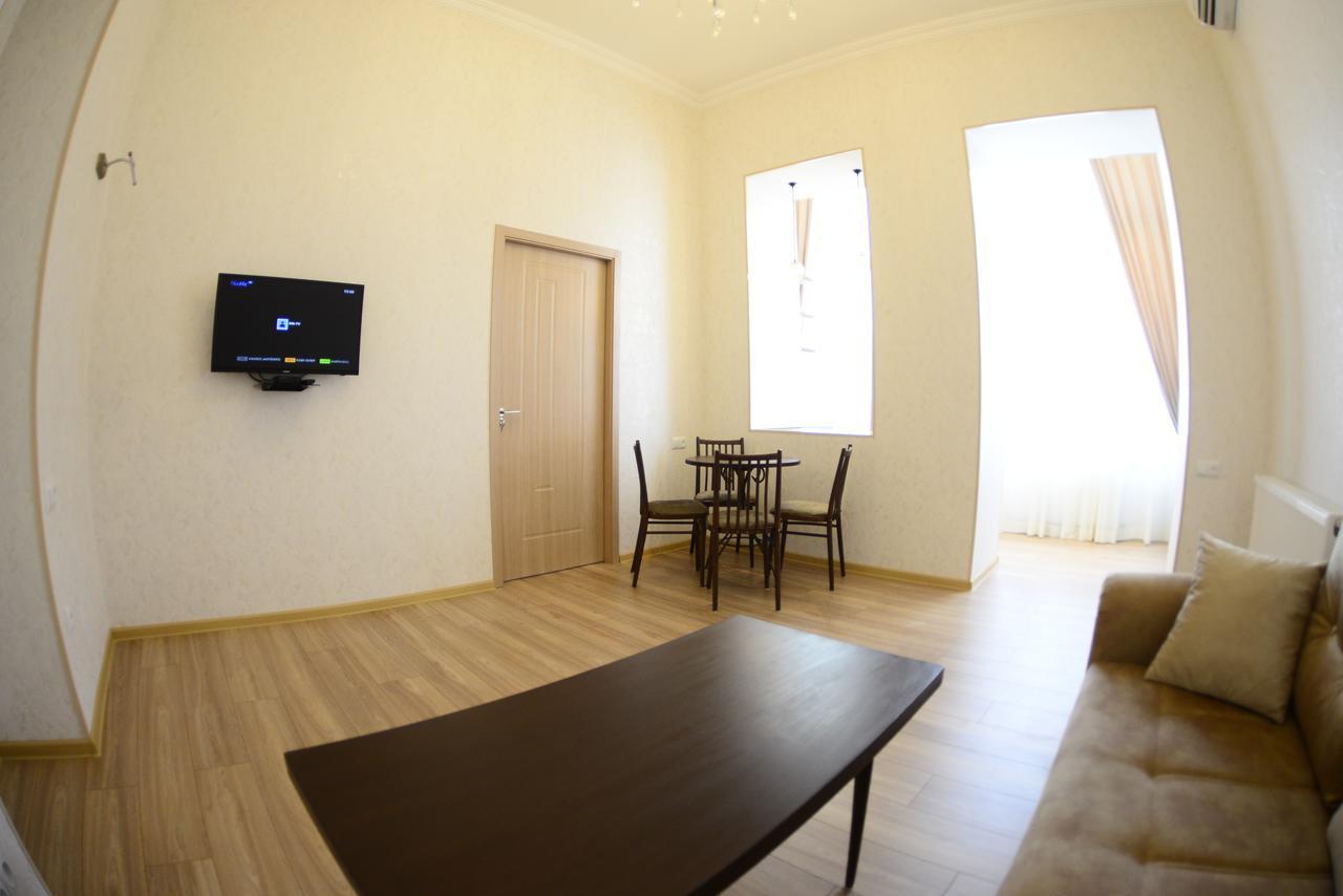 Ana'S Apartment In Old Tbilisi Buitenkant foto